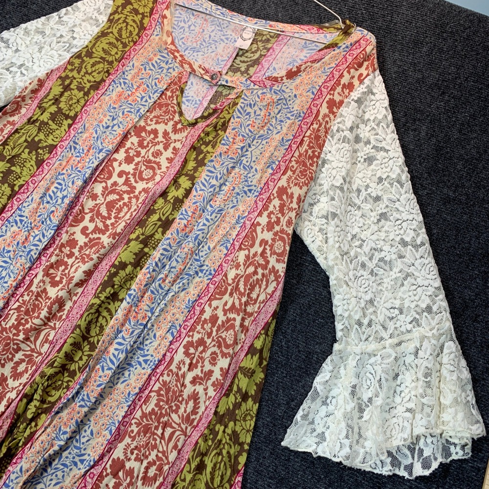 Honeyme Mixed Media Floral Tunic L Lace Bell Sleeve Peasant Indie Fairy Cottage